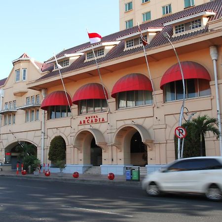 Arcadia Surabaya Hotel Ngoại thất bức ảnh