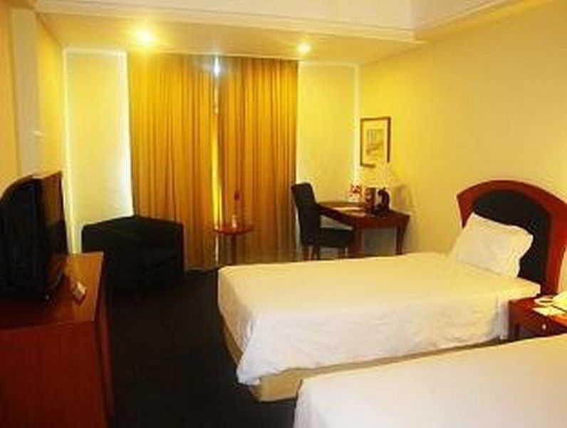 Arcadia Surabaya Hotel Ngoại thất bức ảnh
