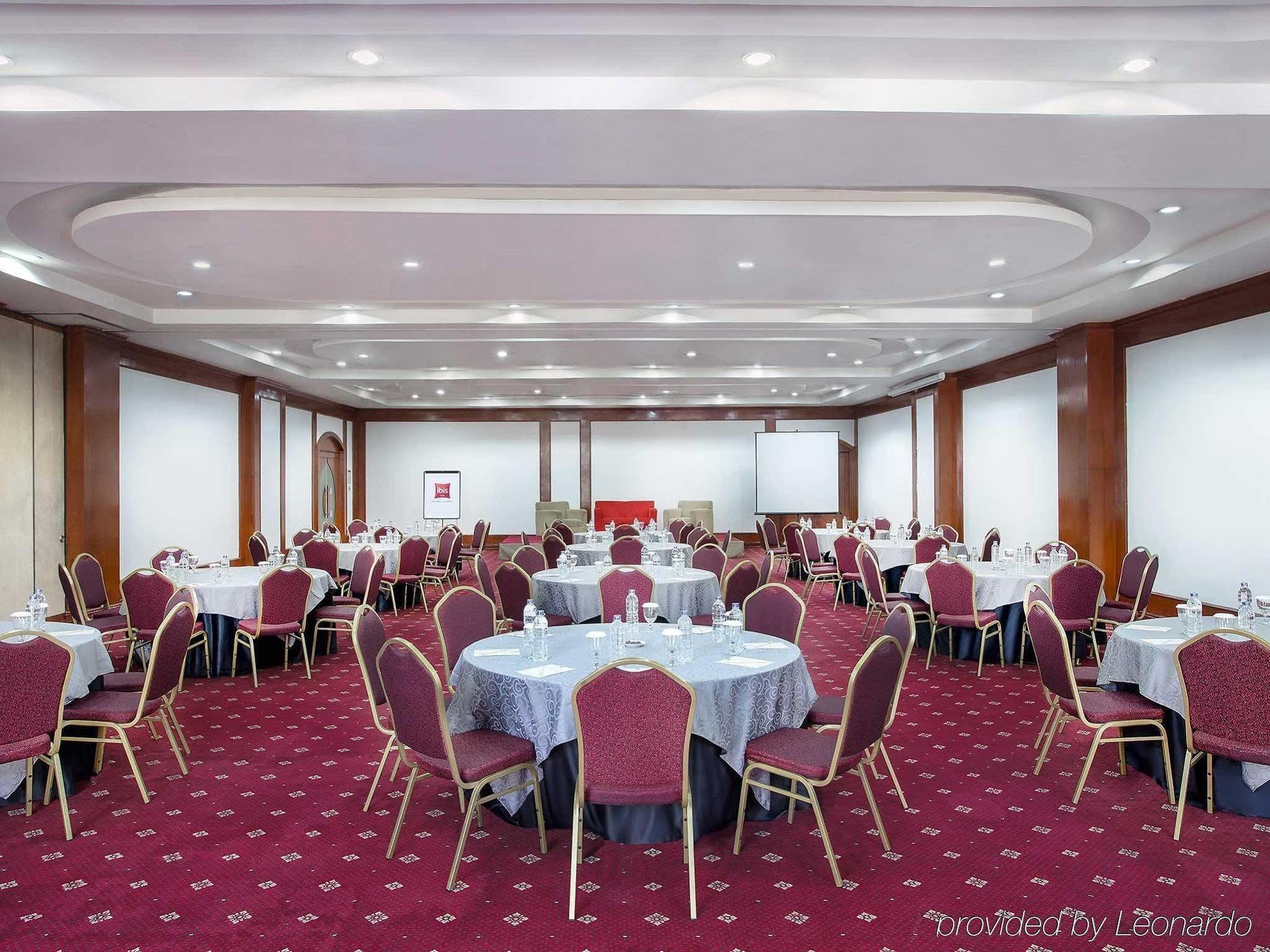 Arcadia Surabaya Hotel Ngoại thất bức ảnh
