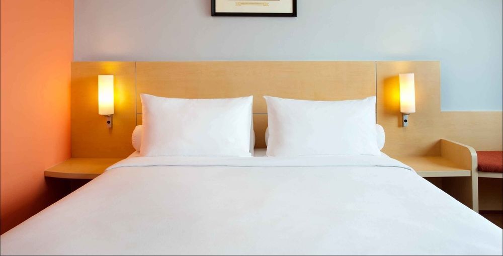 Arcadia Surabaya Hotel Ngoại thất bức ảnh